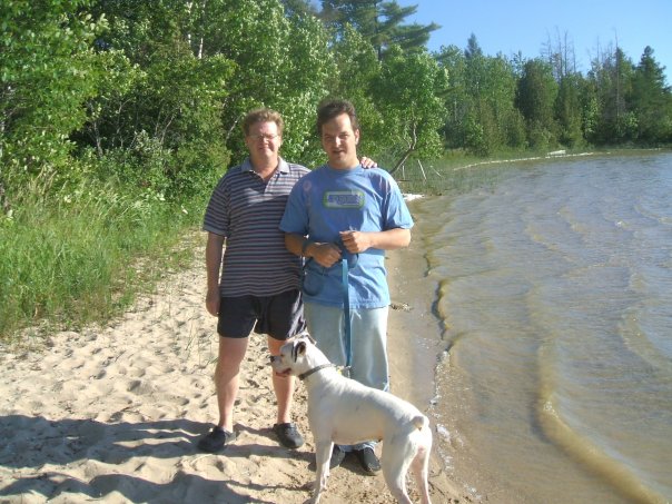 [jeff, bouncie and I at round lk.jpg]